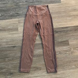 Align legging with velvet detail